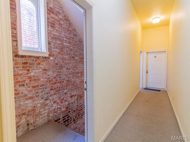 2328 S 9th Street, St Louis, MO 63104