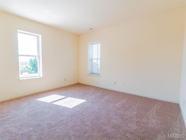 2328 S 9th Street, St Louis, MO 63104