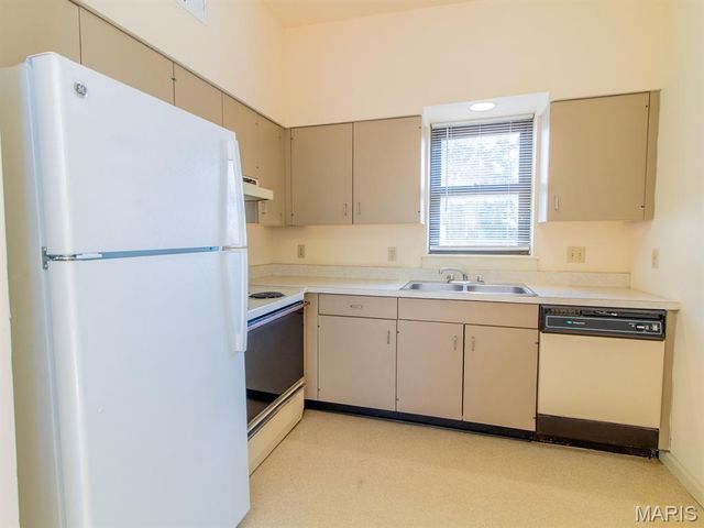2328 S 9th Street, St Louis, MO 63104