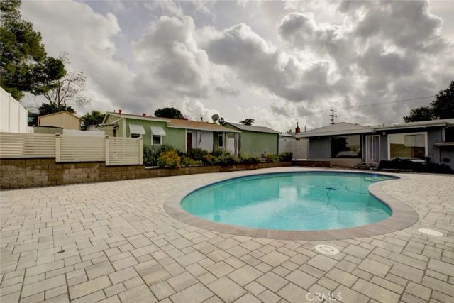 6911 Valmont Street, Tujunga, CA 91042
