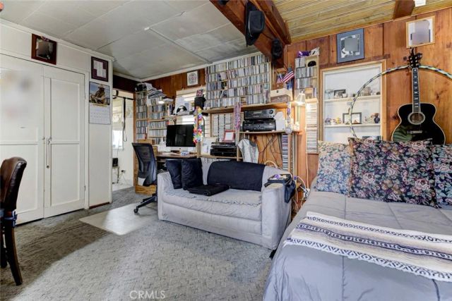6911 Valmont Street, Tujunga, CA 91042