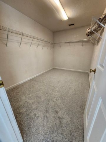 20 Woodridge Rd, Millbury, MA 01527