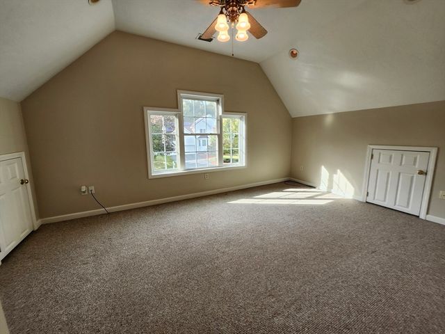 20 Woodridge Rd, Millbury, MA 01527