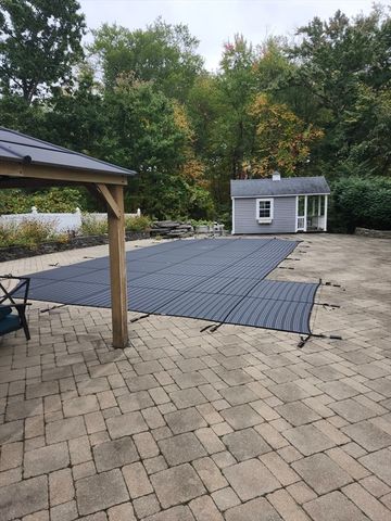 20 Woodridge Rd, Millbury, MA 01527