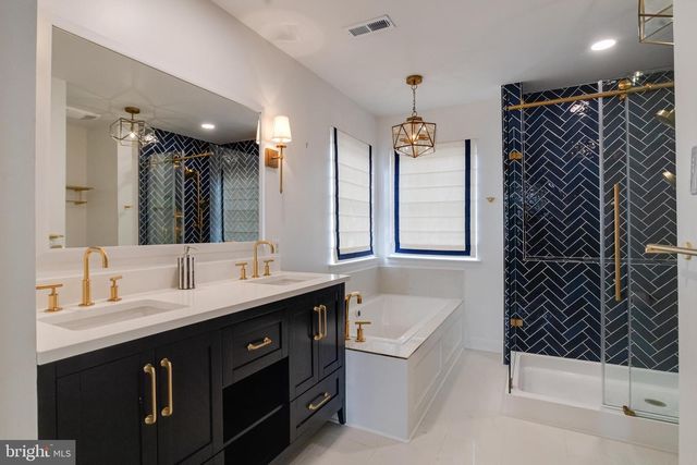 5032 SPRINGHOUSE CIR, Baltimore, MD 21237