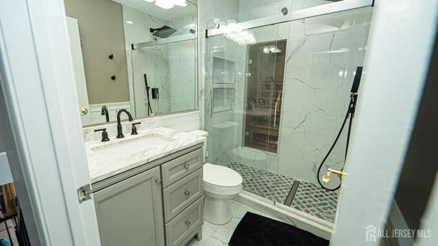 16 Biesiada Court, Sayreville, NJ 08859