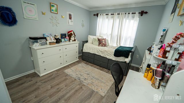 16 Biesiada Court, Sayreville, NJ 08859