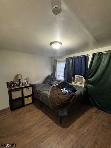 151 S Munn Ave, Newark City, NJ 07106