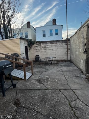 151 S Munn Ave, Newark City, NJ 07106