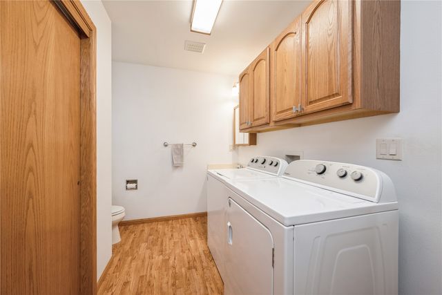 2622 Navajo Ave SW, Cedar Rapids, IA 52404