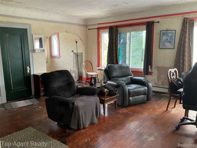 18063 Pelkey Street, Detroit, MI 48205