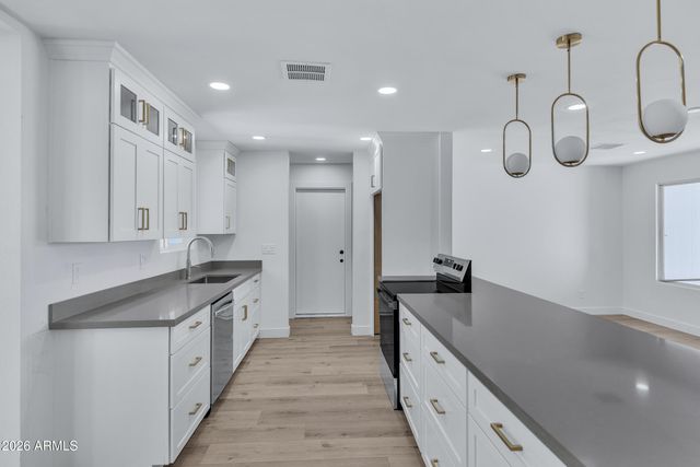 1266 E LA JOLLA Drive, Tempe, AZ 85282