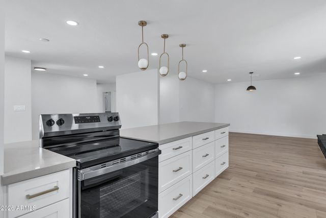 1266 E LA JOLLA Drive, Tempe, AZ 85282