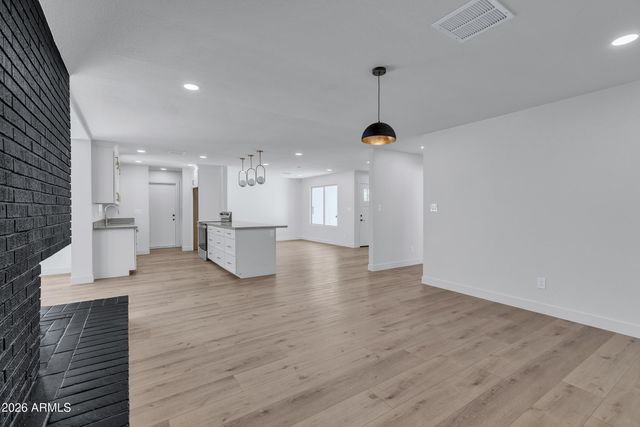 1266 E LA JOLLA Drive, Tempe, AZ 85282