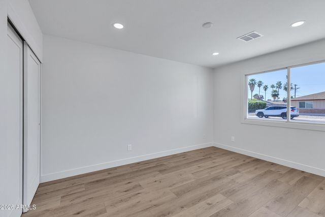 1266 E LA JOLLA Drive, Tempe, AZ 85282