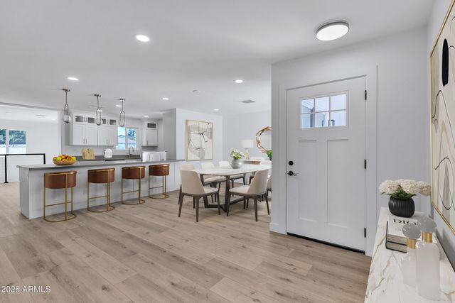 1266 E LA JOLLA Drive, Tempe, AZ 85282