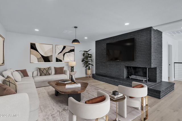 1266 E LA JOLLA Drive, Tempe, AZ 85282