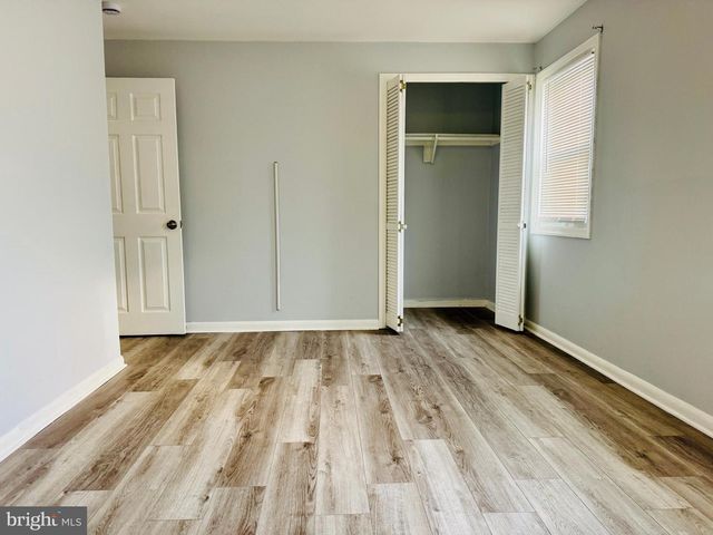 8134 MID HAVEN RD, Dundalk, MD 21222