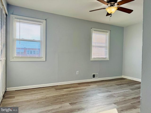 8134 MID HAVEN RD, Dundalk, MD 21222