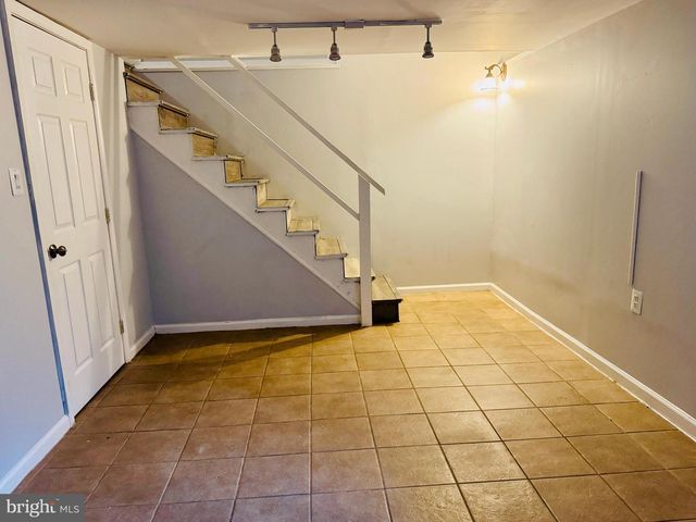 8134 MID HAVEN RD, Dundalk, MD 21222