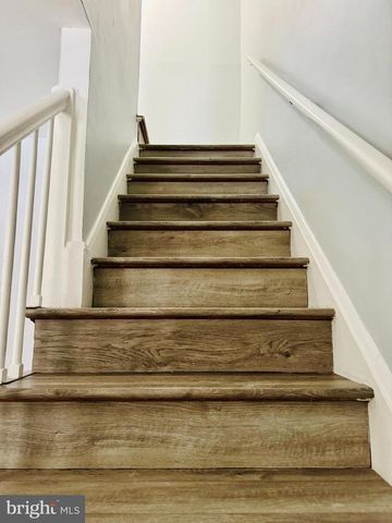 8134 MID HAVEN RD, Dundalk, MD 21222