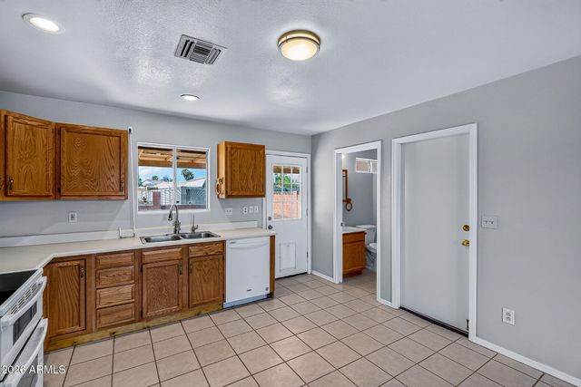8995 W SANTA CRUZ Boulevard, Arizona City, AZ 85123