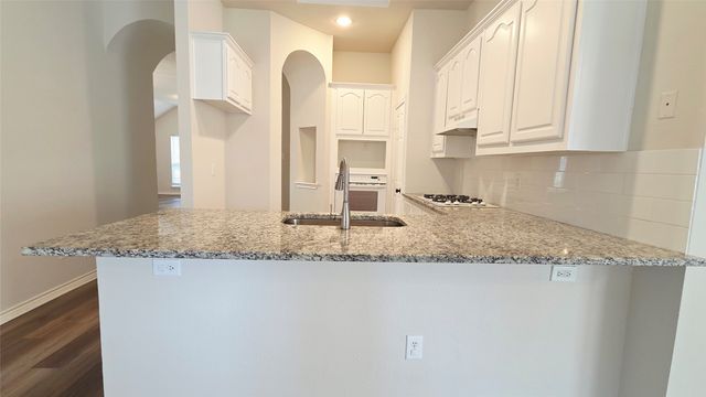 3305 Woodbluff Lane, Mckinney, TX 75071