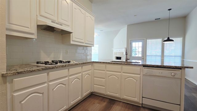 3305 Woodbluff Lane, Mckinney, TX 75071