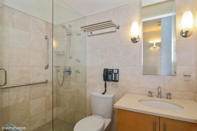 2734 N LINCOLN Avenue 3W, Chicago, IL 60614