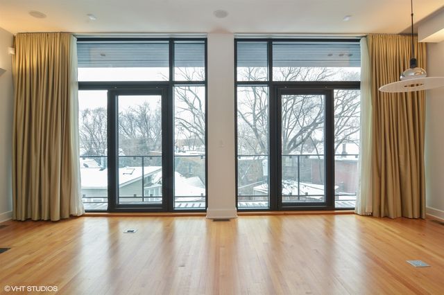 2734 N LINCOLN Avenue 3W, Chicago, IL 60614