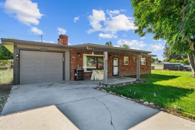 424 Meyer Ave, Nampa, ID 83686