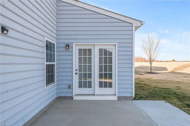 331 Spring Hill PL, Smithfield, VA 23430