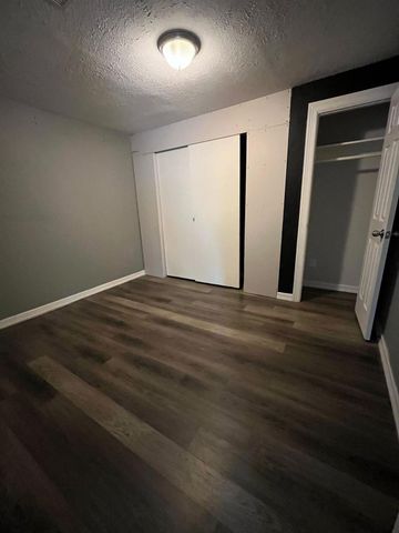 6908 Larkstone Street, Houston, TX 77028