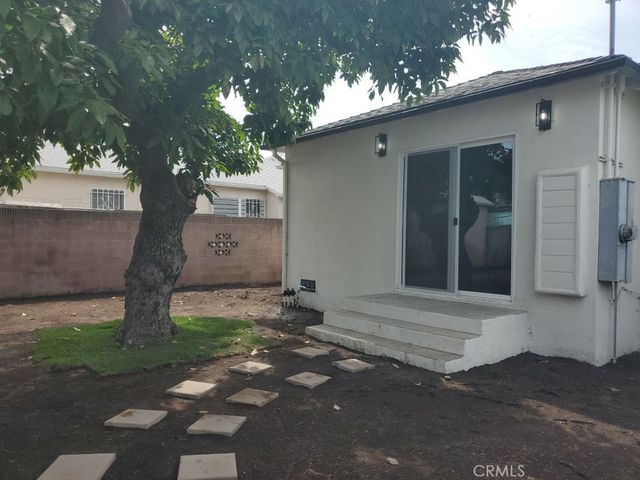 1133 W 58th, Los Angeles, CA 90037