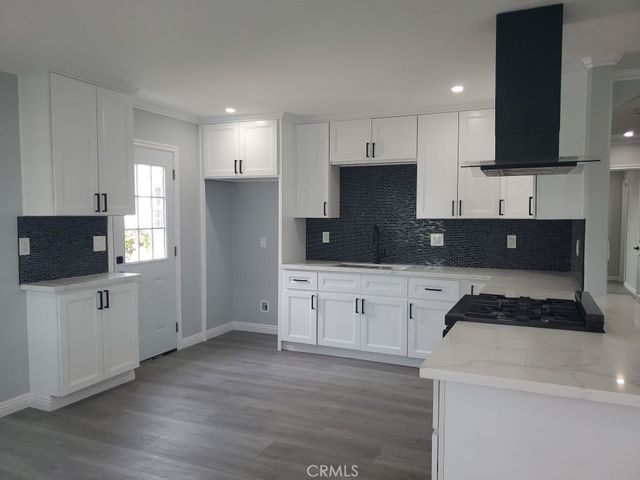 1133 W 58th, Los Angeles, CA 90037