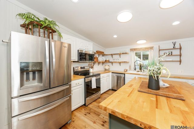 42494 Lillie Babin Road, Gonzales, LA 70737