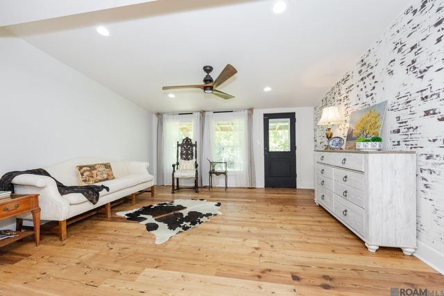 42494 Lillie Babin Road, Gonzales, LA 70737