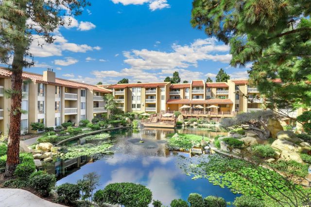 1855 Diamond St 5-327, San Diego, CA 92109