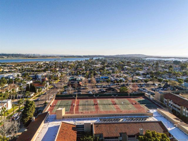 1855 Diamond St 5-327, San Diego, CA 92109