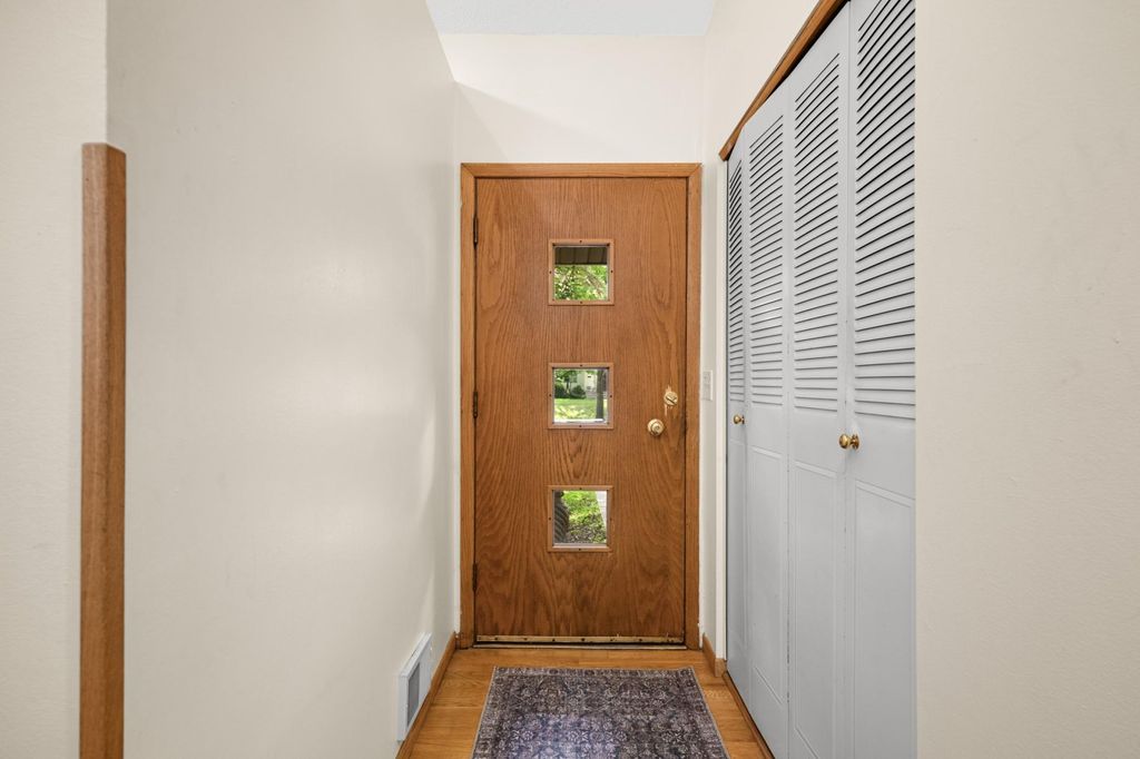 2918 Benton Boulevard, Minneapolis, MN 55416 — photo 2