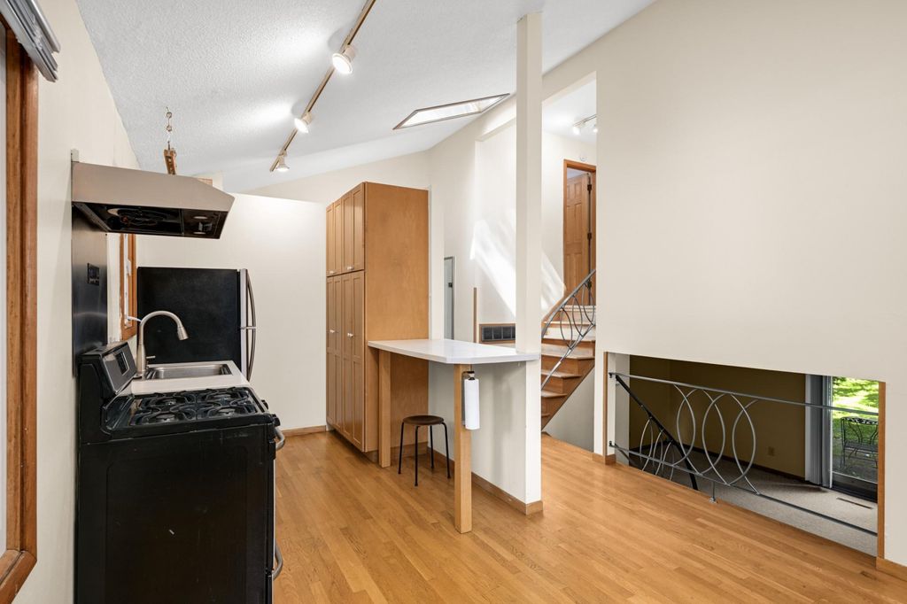 2918 Benton Boulevard, Minneapolis, MN 55416 — photo 5