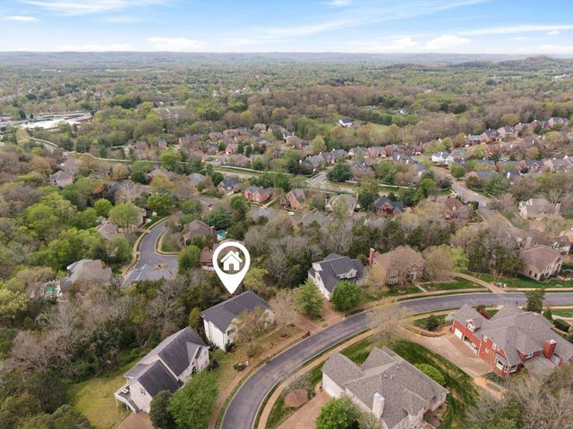 235 Halberton Dr, Franklin, TN 37069