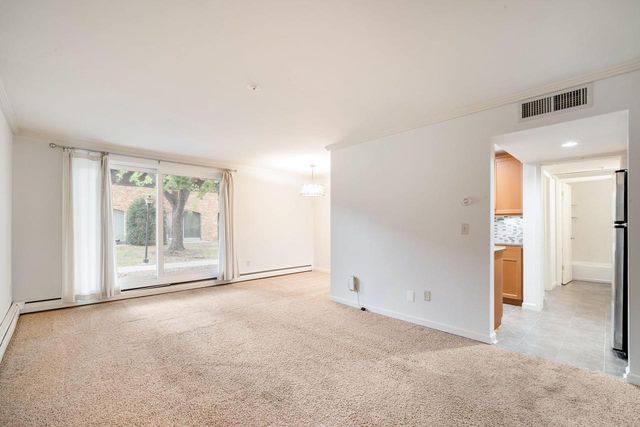 4117 W Rivers Edge CIRCLE #1, Brown Deer, WI 53209