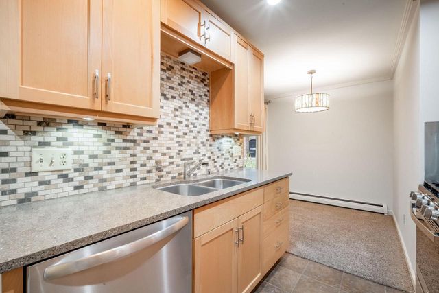 4117 W Rivers Edge CIRCLE #1, Brown Deer, WI 53209