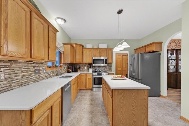 8454 Northview DRIVE, Pleasant Prairie, WI 53158