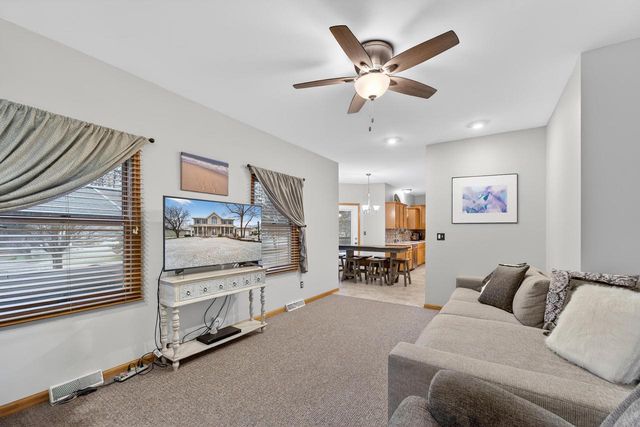 8454 Northview DRIVE, Pleasant Prairie, WI 53158