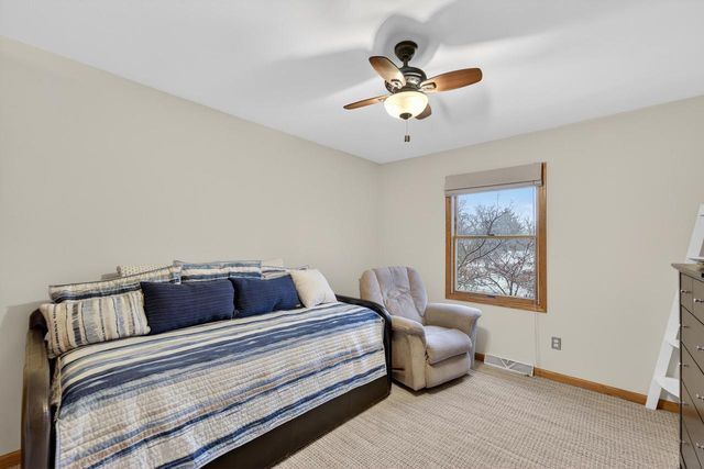 8454 Northview DRIVE, Pleasant Prairie, WI 53158