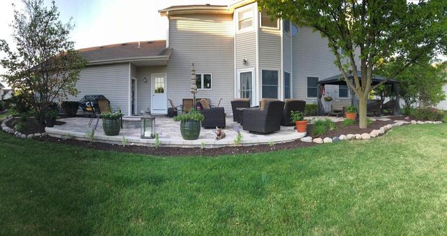 8454 Northview DRIVE, Pleasant Prairie, WI 53158