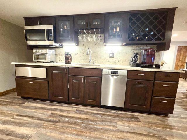 8454 Northview DRIVE, Pleasant Prairie, WI 53158