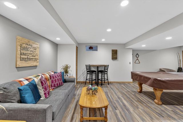 8454 Northview DRIVE, Pleasant Prairie, WI 53158